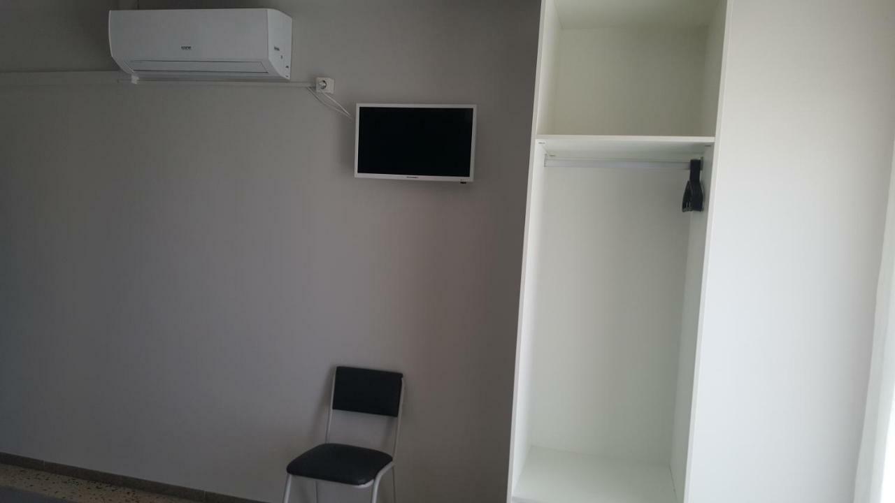 Hostal Can Joanet Cambrils Exterior foto